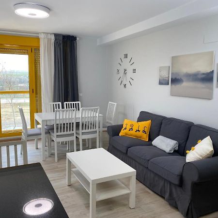 Apartamento Nuevo, Accesible Y Con Piscina !!! Salamanca Ngoại thất bức ảnh